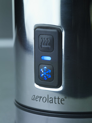 aerolatte Original Steam Free Milk Frother, Union Jack To-Go with Case