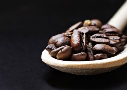 coffee-beans-on-spoon-health-benefits